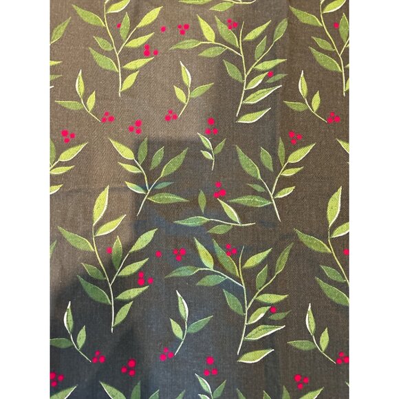 Christmas Green Floral Leaf Pattern Tablecloth - Picture 3 of 3